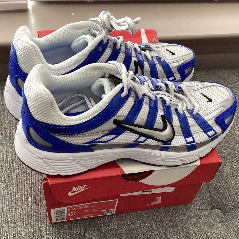 Nike P-6000 Sneaker (Big Kid), size 6.5